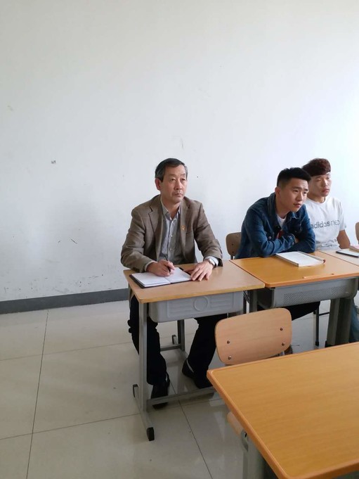 兰书记听课 4 .19_gaitubao_com_511x681.jpg